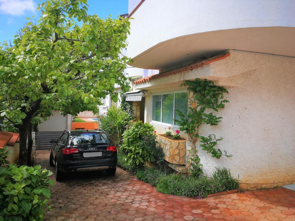 פיישצ'נה אובלה Apartments Bilic With Garden & Swimming Pool - 50M From The Beach מראה חיצוני תמונה